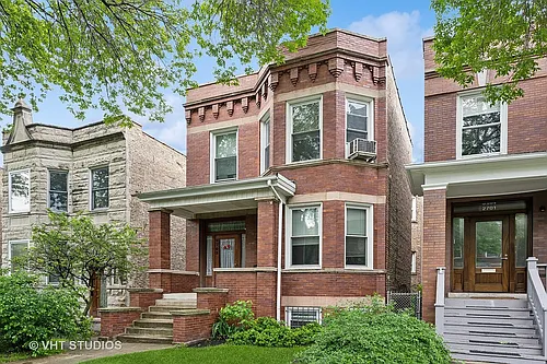 2703 N Francisco Ave #2 Photo 1
