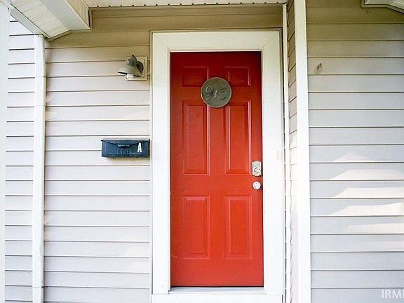 2nd image of 913 W Ashland Ave