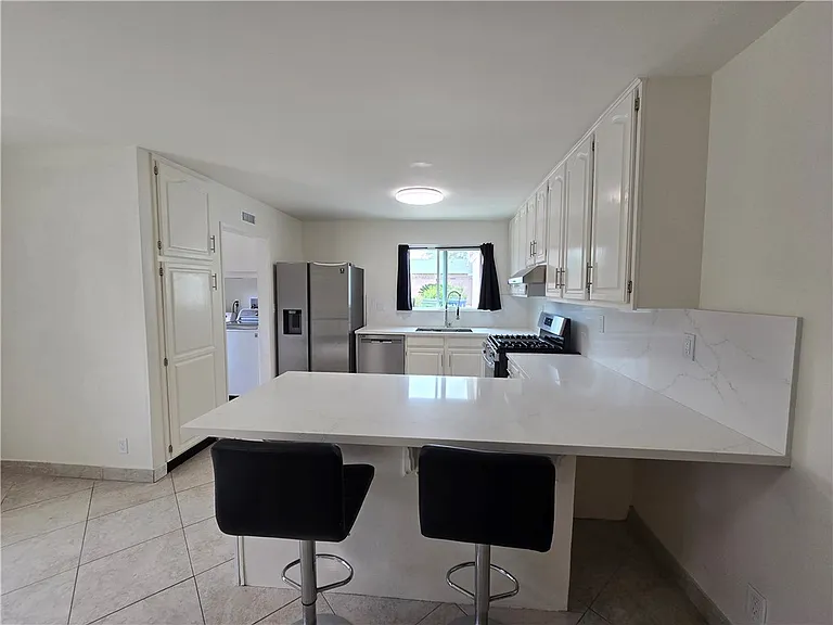 6683 Gross Ave — Photo 5