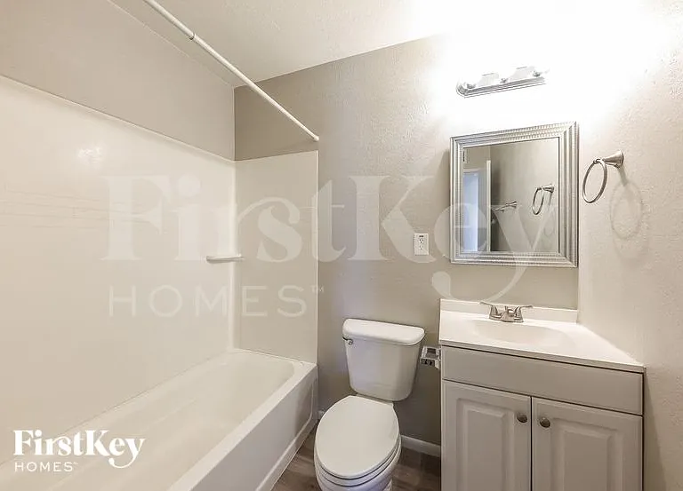 5037 W Krall St — Photo 9