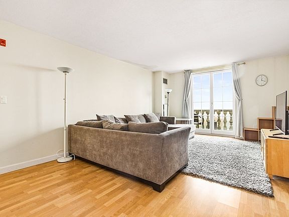 5th image of 100 Marina Dr APT 513