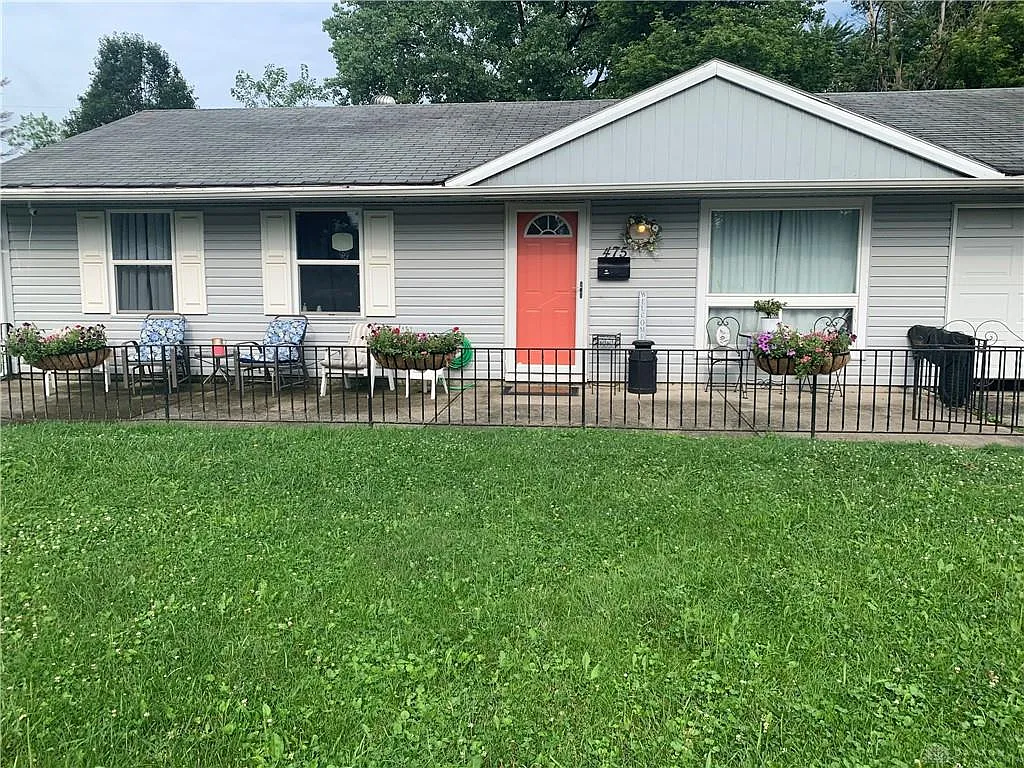 475 Winchester St photo 1