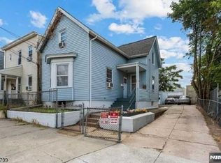 141 Kearney St, Paterson, NJ 07522