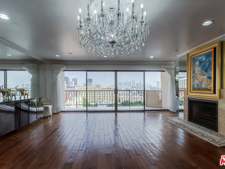 727 S Ardmore Ave #906 — Photo 6