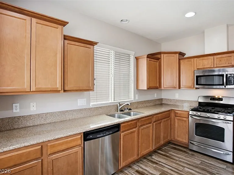8266 Arden Landing Pl — Photo 10