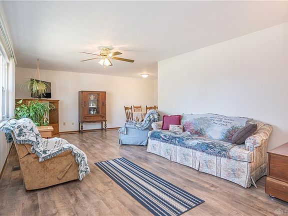 5th image of 1806 Wilshire Dr