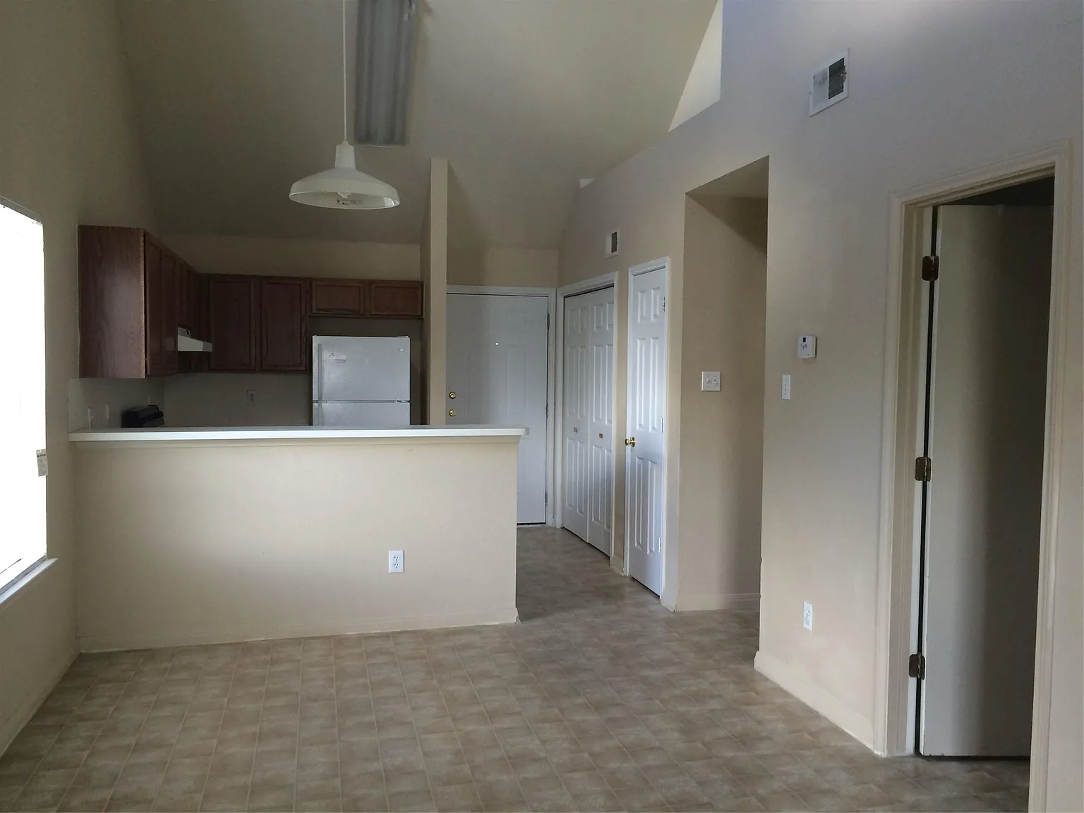 2 bed, 2.0 bath, 825 sqft, $1,275 — Photo 4