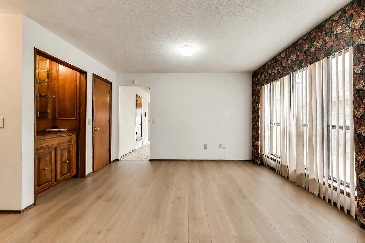 3 bed, 1747 sqft, $2,200 — Photo 4