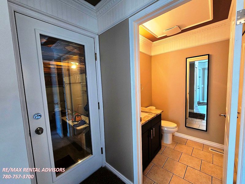 Edmonton House for rent - 4 Bedrooms — photo 3