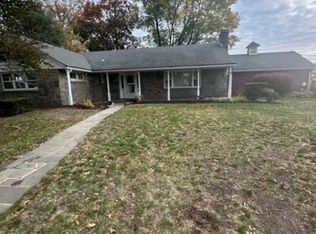 479 Grove St, Clifton City, NJ 07013