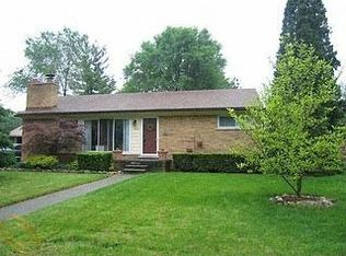 33421 Hathaway St, Livonia, MI 48150