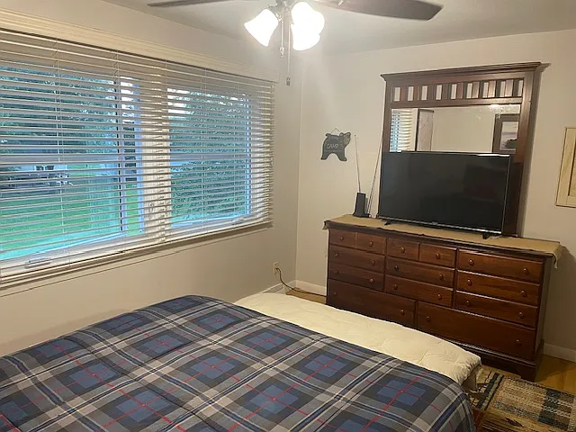 108 Mitchell Cir — Photo 18