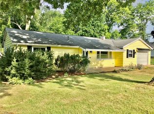 7528 Hopkins Rd, Mentor, OH 44060