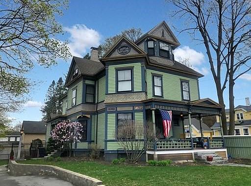 1st image of 138 Walnut St