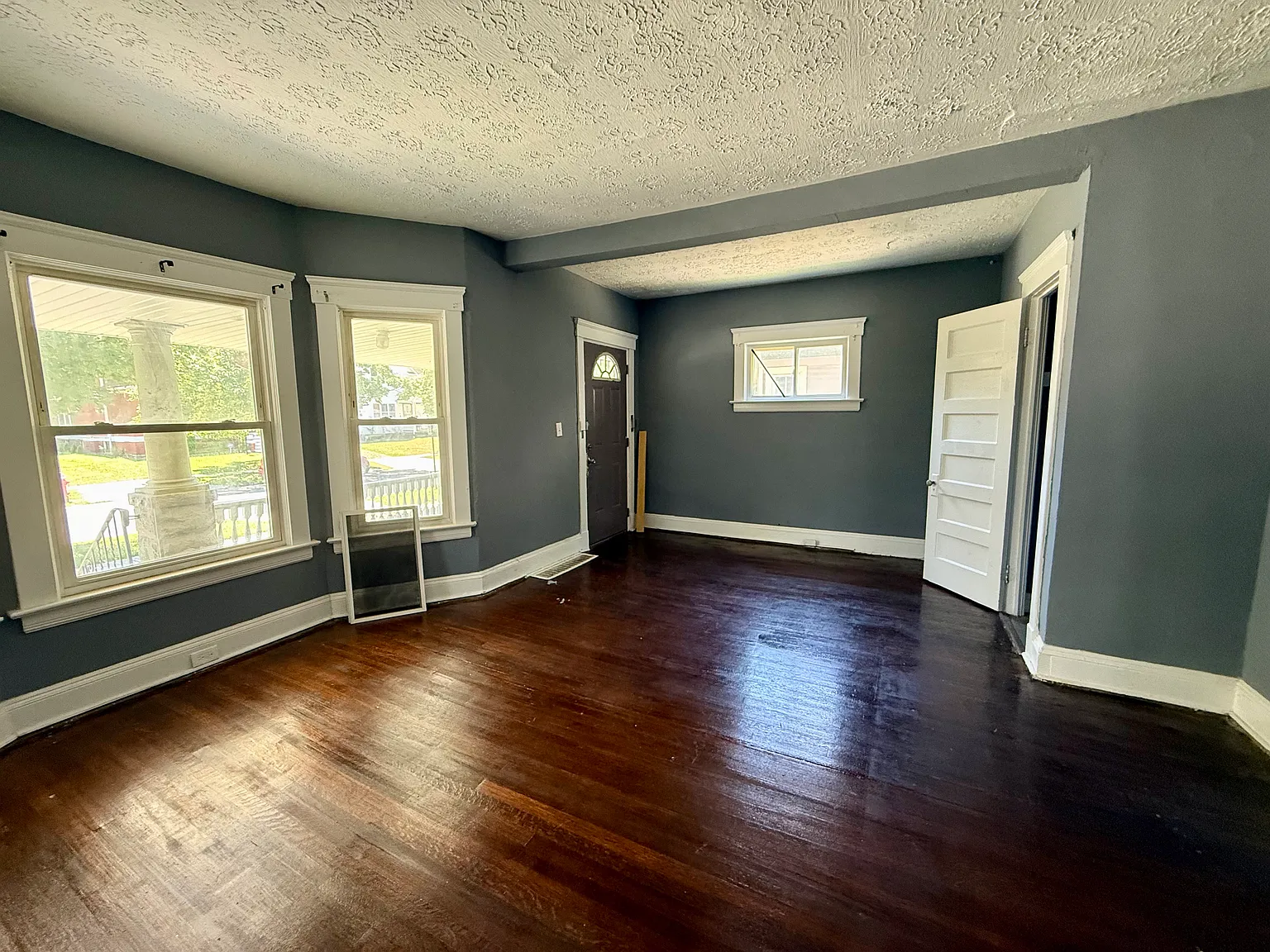 2 bed, 706 sqft, $1,050 — Photo 3
