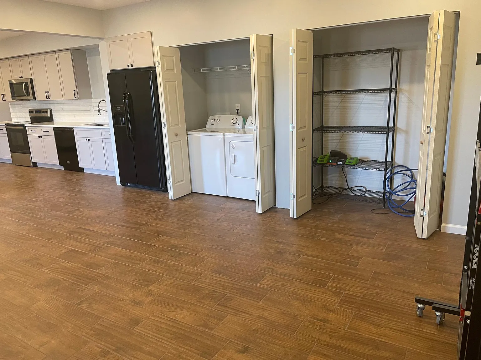 1 bed, 850 sqft, $1,400 — Photo 2