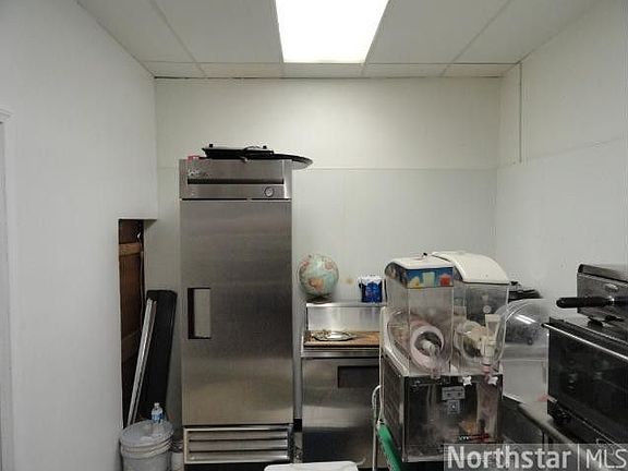 4th image of 2535 7th Ave E