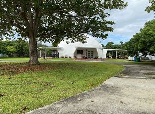 15261 SW 212th St, Miami, FL 33187