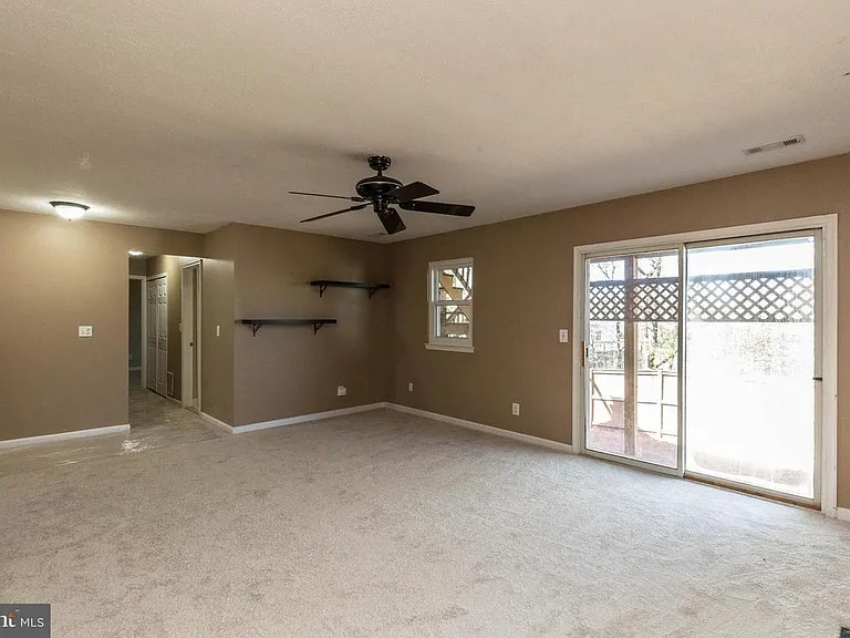 10276 Racquet Cir — Photo 9