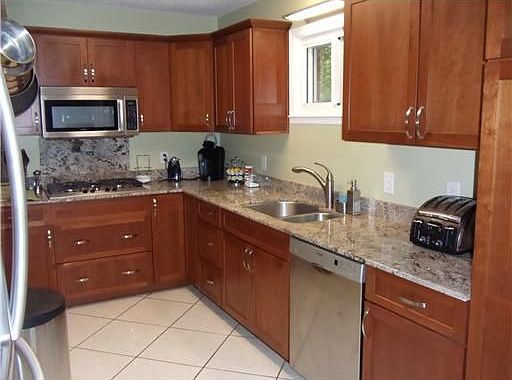 4th image of 248 Woodbine Dr