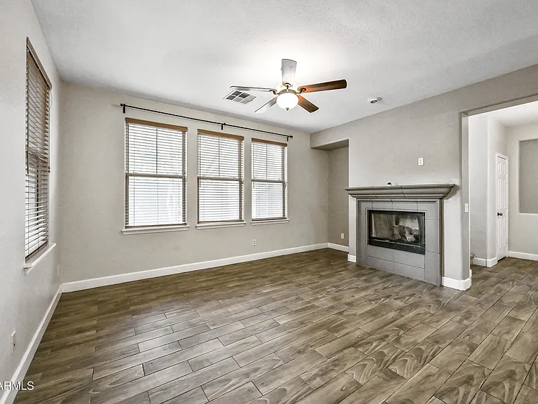 15340 W Dahlia Dr — Photo 9