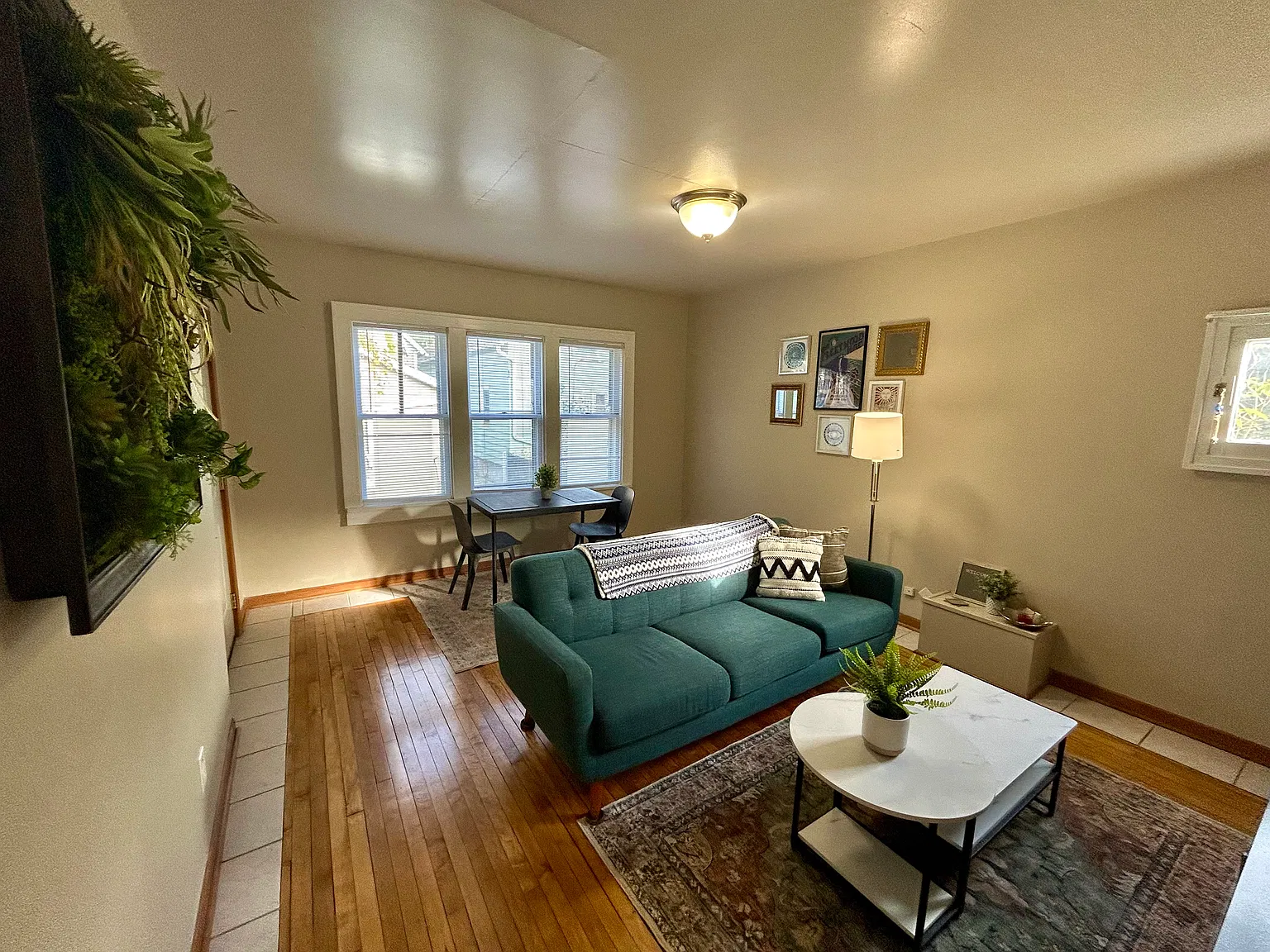 1 bed, 700 sqft, $1,375 — Photo 3