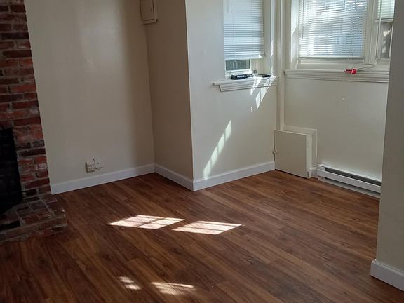 Living room with flexible space