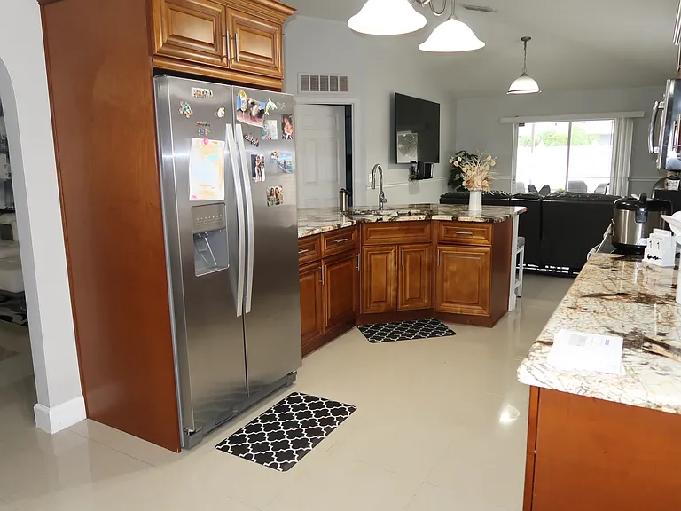 3235 Bellericay Ln — Photo 12