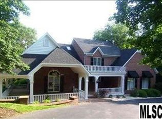 4410 3rd Street Ln NW, Hickory, NC 28601