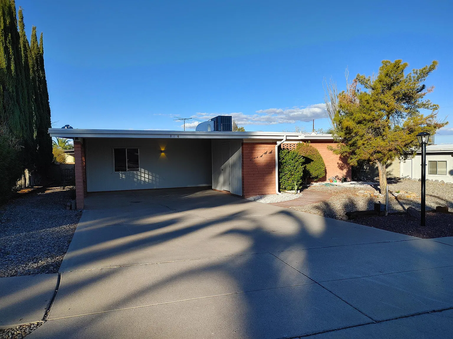 316 West Via Bacanora - 1 — Photo 4