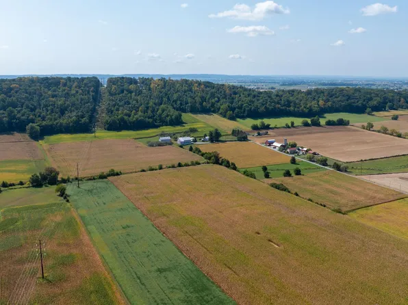 514 Overlys Grove Rd, New Holland, PA 17557