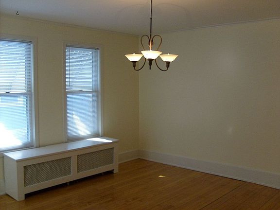 Dinig room with lots of natural light