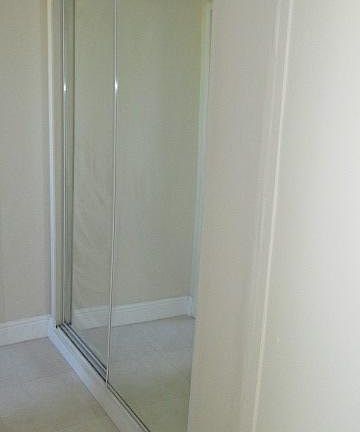 5th image of 1075 NE 39th St
