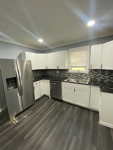 220 Bassett St - 1 — Photo 3