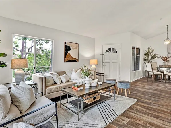 2960 Champion Way APT 1407, Tustin, CA 92782