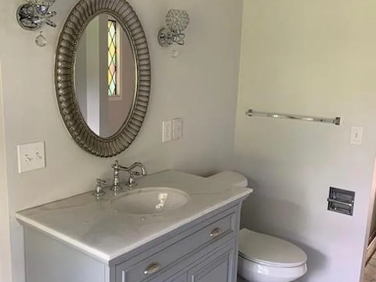 1111 W Lakeshore Dr — Photo 11