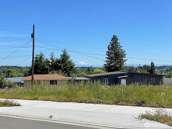 2nd image of 842 Still Road