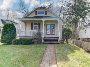 1162 S Country Club Drive, Niskayuna, NY 12309