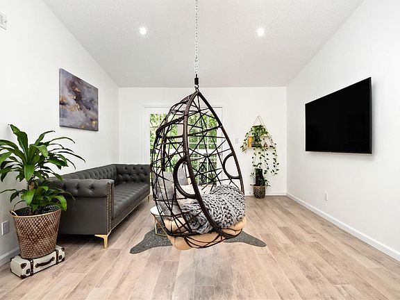 5th image of 6824 Cottage Grove Ln APT I