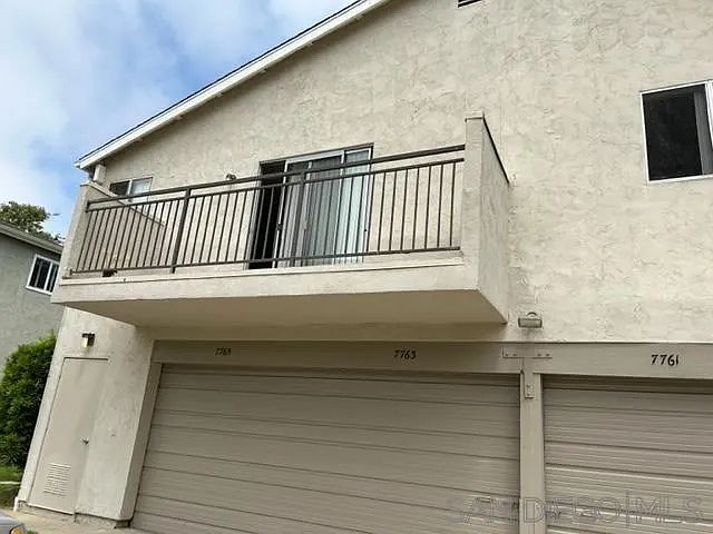 1st image of 7765 Camino Glorita