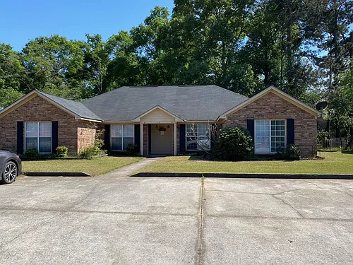 109 Twisted Pines Ct #A Photo 1 109 Twisted Pines Ct #A Photo 1