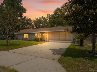 1904 W Belgrade Dr, Citrus Springs, FL 34434