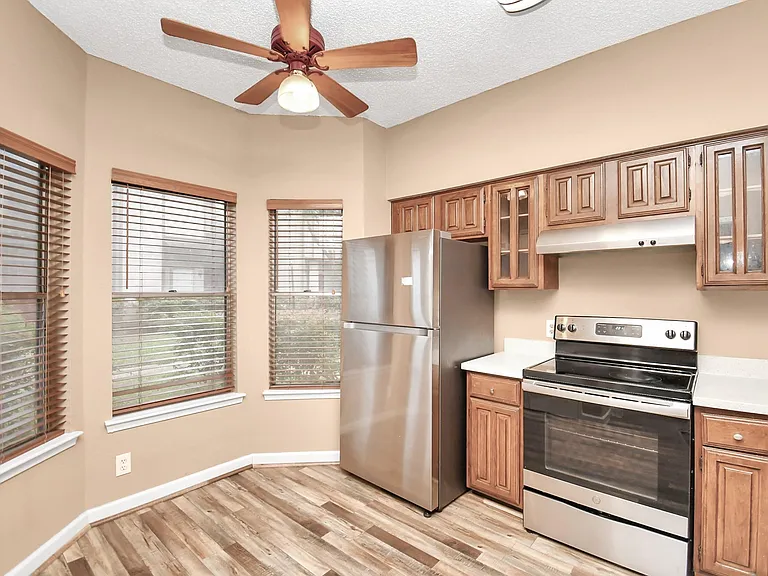 12400 Brookglade Cir #47 — Photo 13