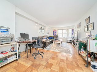 220 E 60th St APT 2C, New York, NY