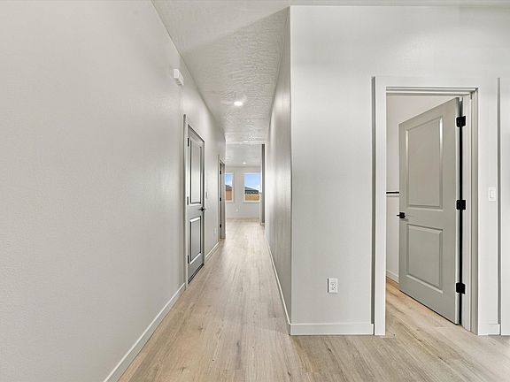 2nd image of 618 Eureka Ave