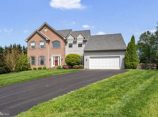 5 Phebe Ct, Hockessin, DE 19707