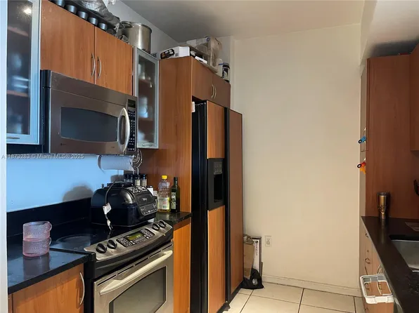 2775 NE 187th St APT 205, Aventura, FL 33180