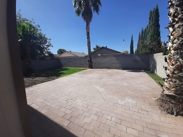 3118 W Via Montoya Dr — Photo 10