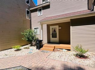 3326 Windermere Dr, Bushkill, PA 18324