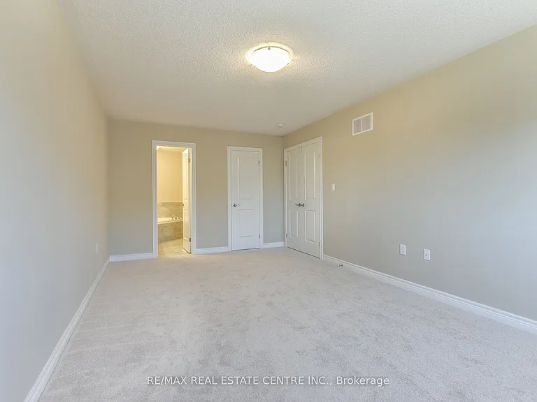 44 Cittadella Blvd — Photo 17